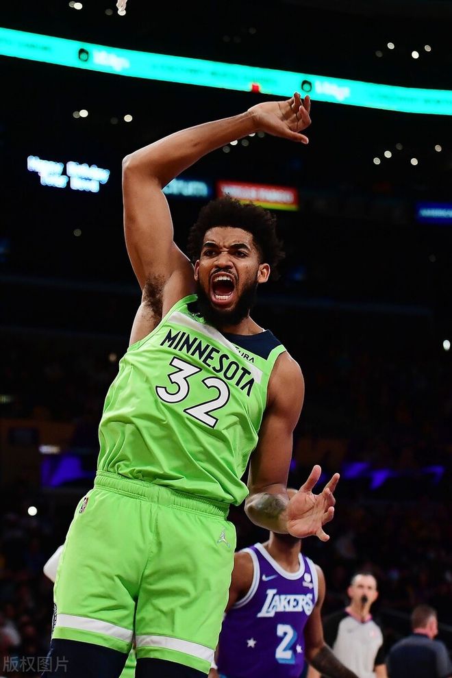 包含冲刺阶段体能课后，明尼苏达森林狼外线爆发备战德甲，更衣室稳定，赛程密集仍需轮换的词条-英雄联盟