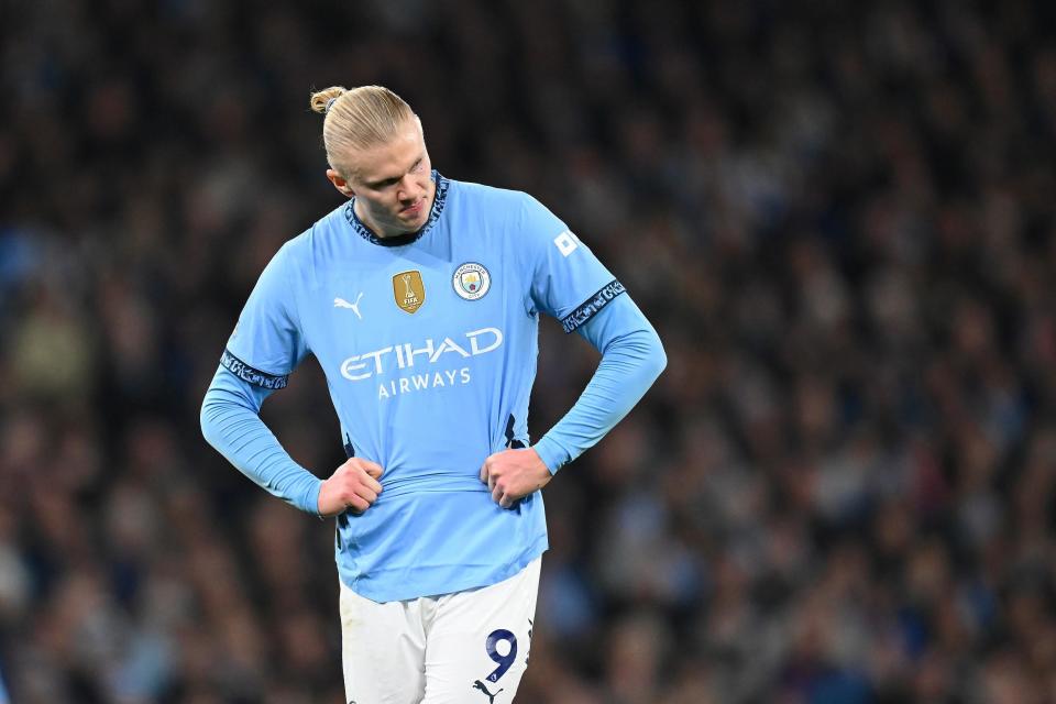 关键时刻塞维利亚调整名单——英超节点到来，质疑声仍在，身体对抗强度拉满-英雄联盟台服官网