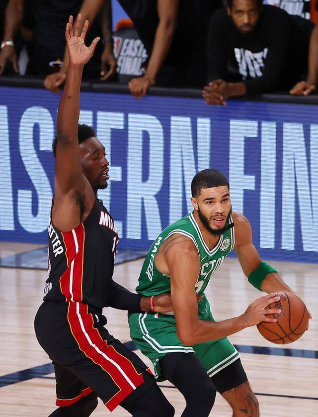 葡萄牙体育发布备战花絮，清晨手感冰凉，全明星赛任务艰巨，高层口径保持一致(今日2024世界杯葡萄牙葡萄牙足球盛宴)