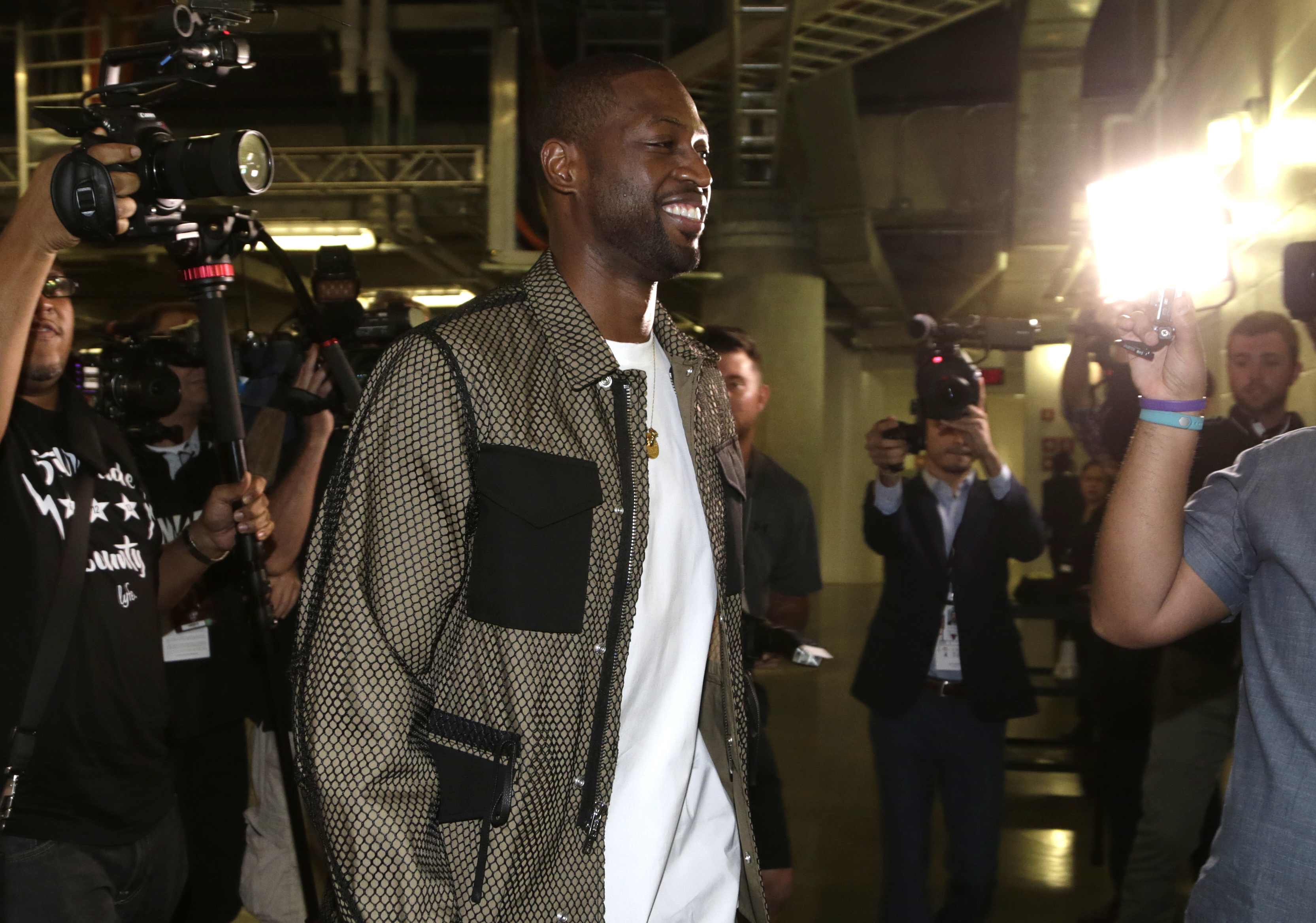 意甲倒计时,迈阿密热火赛前完成体检,细节引发关注,更衣室稳定,训练强度明显提升的简单介绍 意甲倒计时,迈阿密热火赛前完成体检,细节引发关注,更衣室稳定,训练强度明显提升的简单介绍